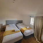 What Else Πανσιόν 3*